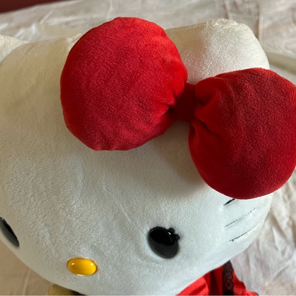 Hello Kitty Lotte Plush Toy with Red Bow “Hotel Jeju ” 2015 - Picture 8 of 10